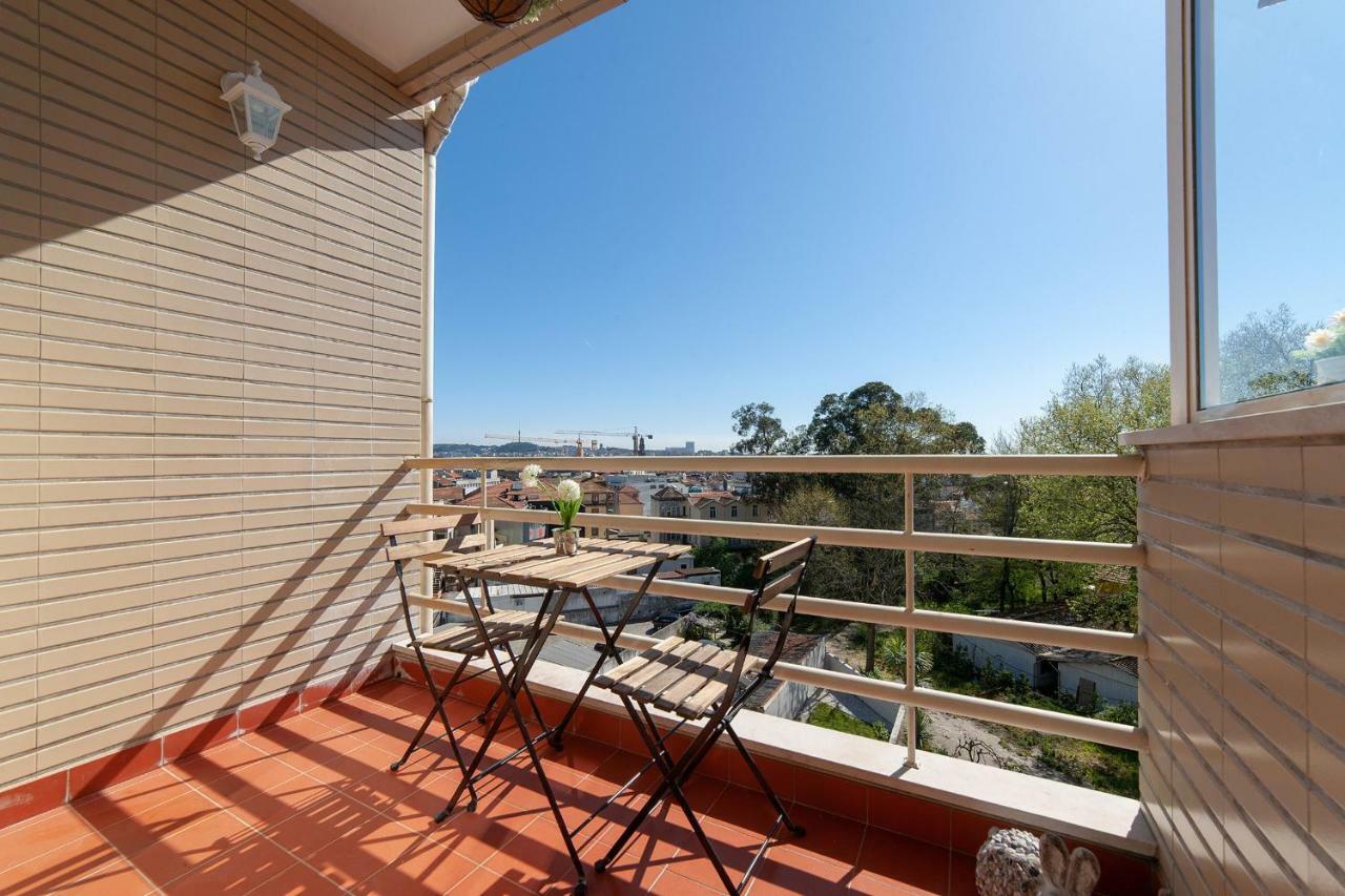 Appartement Sunny View To The Tower à OOporto Extérieur photo